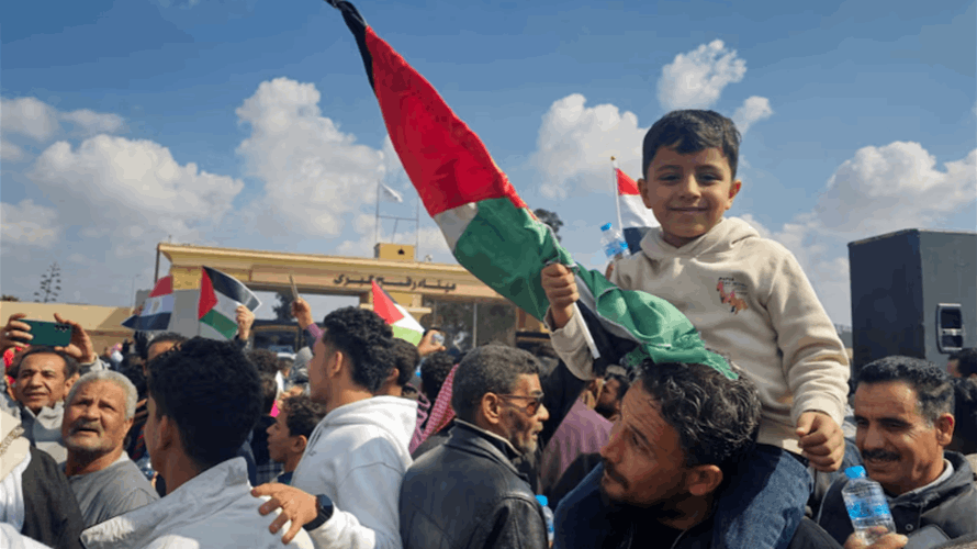 Egyptians protest Trump displacement plan at Rafah border crossing