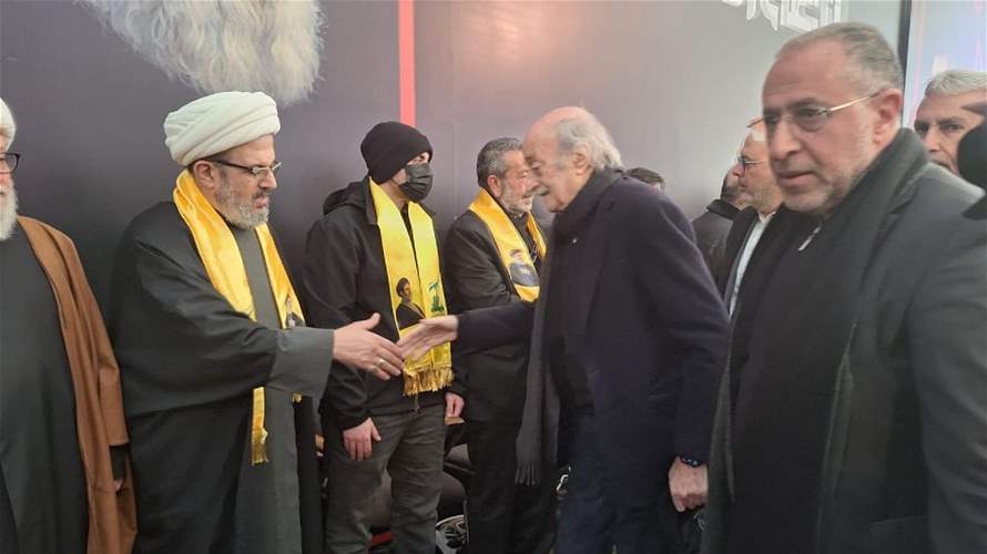 Walid Jumblatt offers condolences for Hezbollah leaders, calls for full liberation 