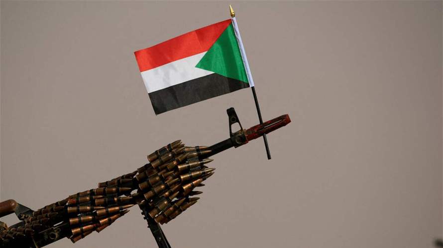 Military plane crashes near Sudan capital: Source tells AFP 