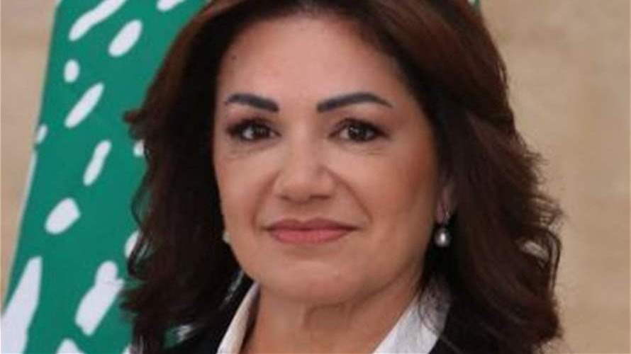 السيد عرضت مع السفيرة الكندية تعزيز شبكة الأمان الإجتماعي