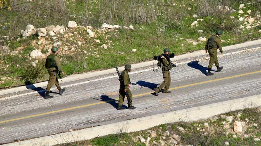 Israeli army gunfire injures Lebanese civilian and soldier in South Lebanon's Kfarkila