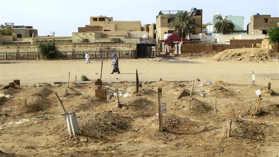 Sudan's RSF says killed dozens as palace battle 'not over yet'