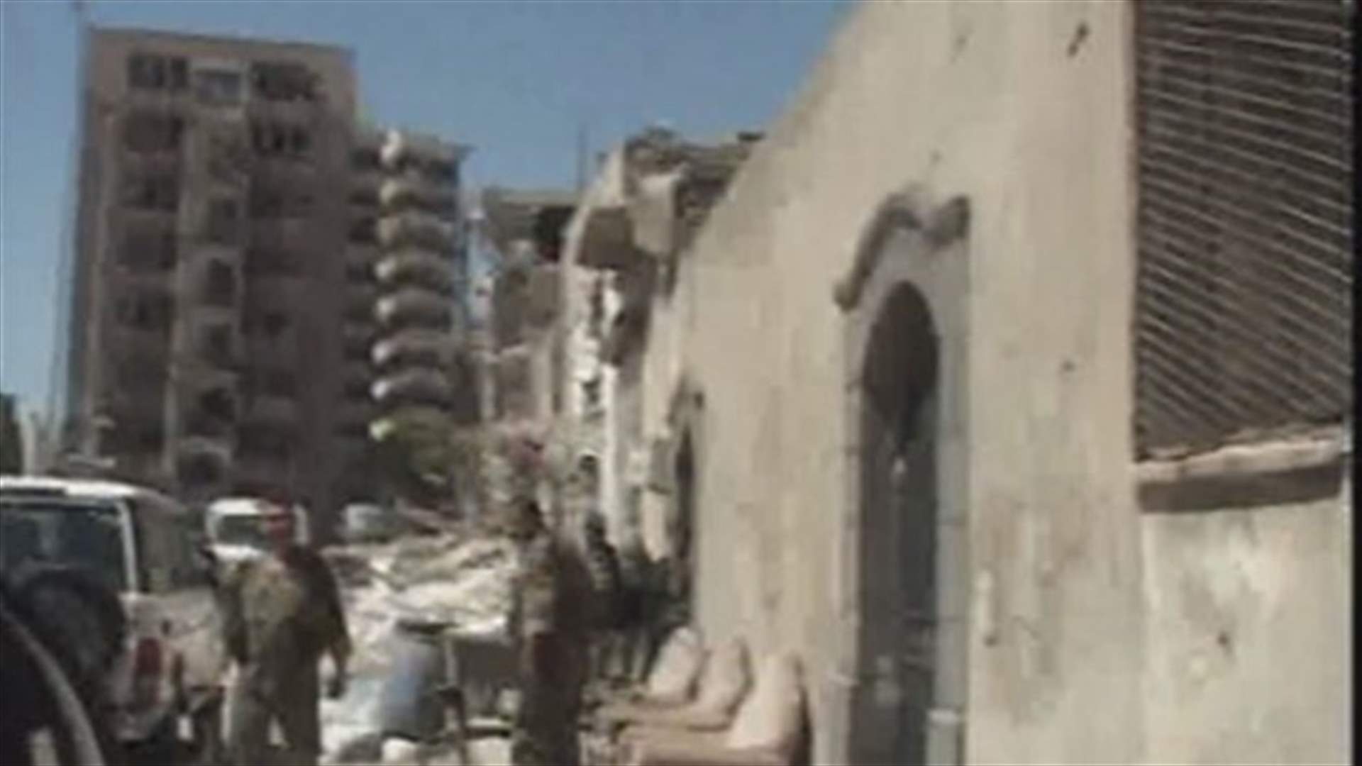 REPORT: LBCI team enters the outskirts of Khalidiya neighborhood in Homs