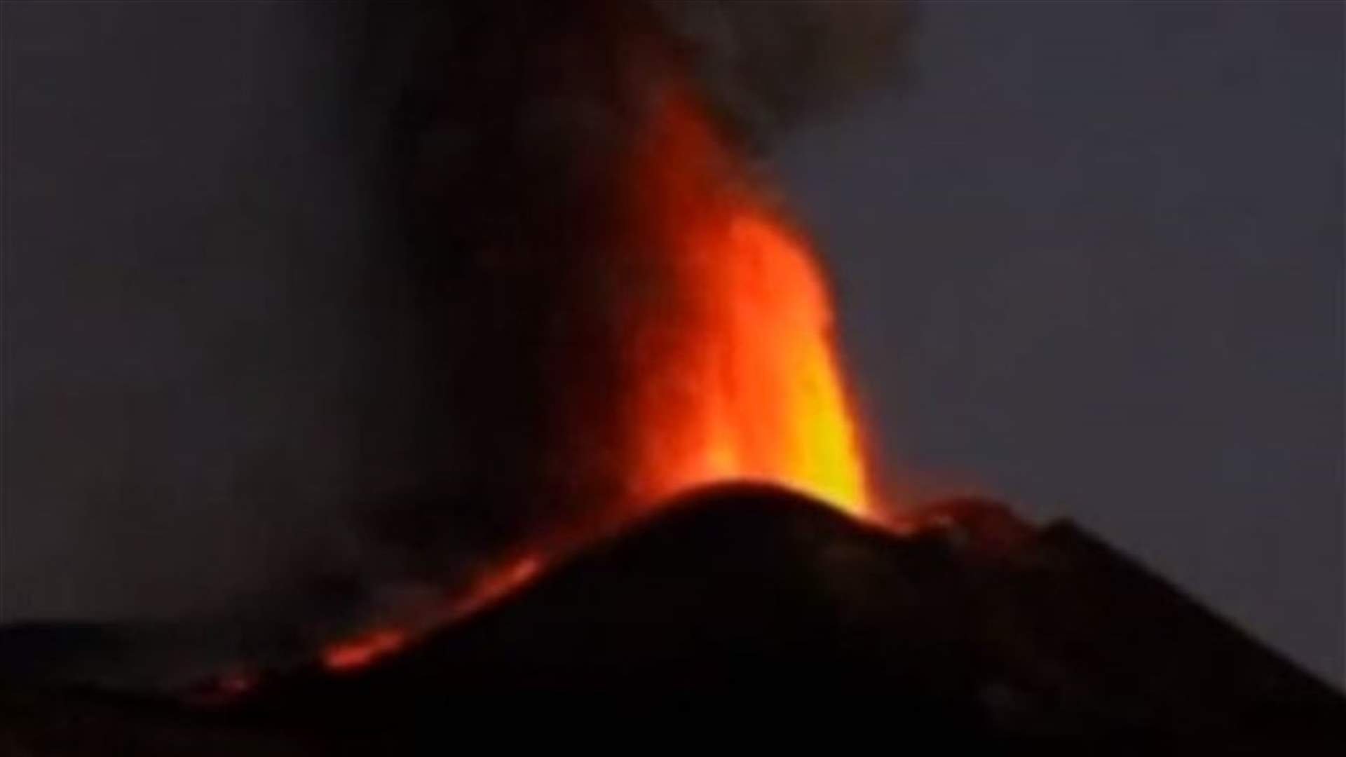 Report Italys Mount Etna Volcano Erupts Lebanon News