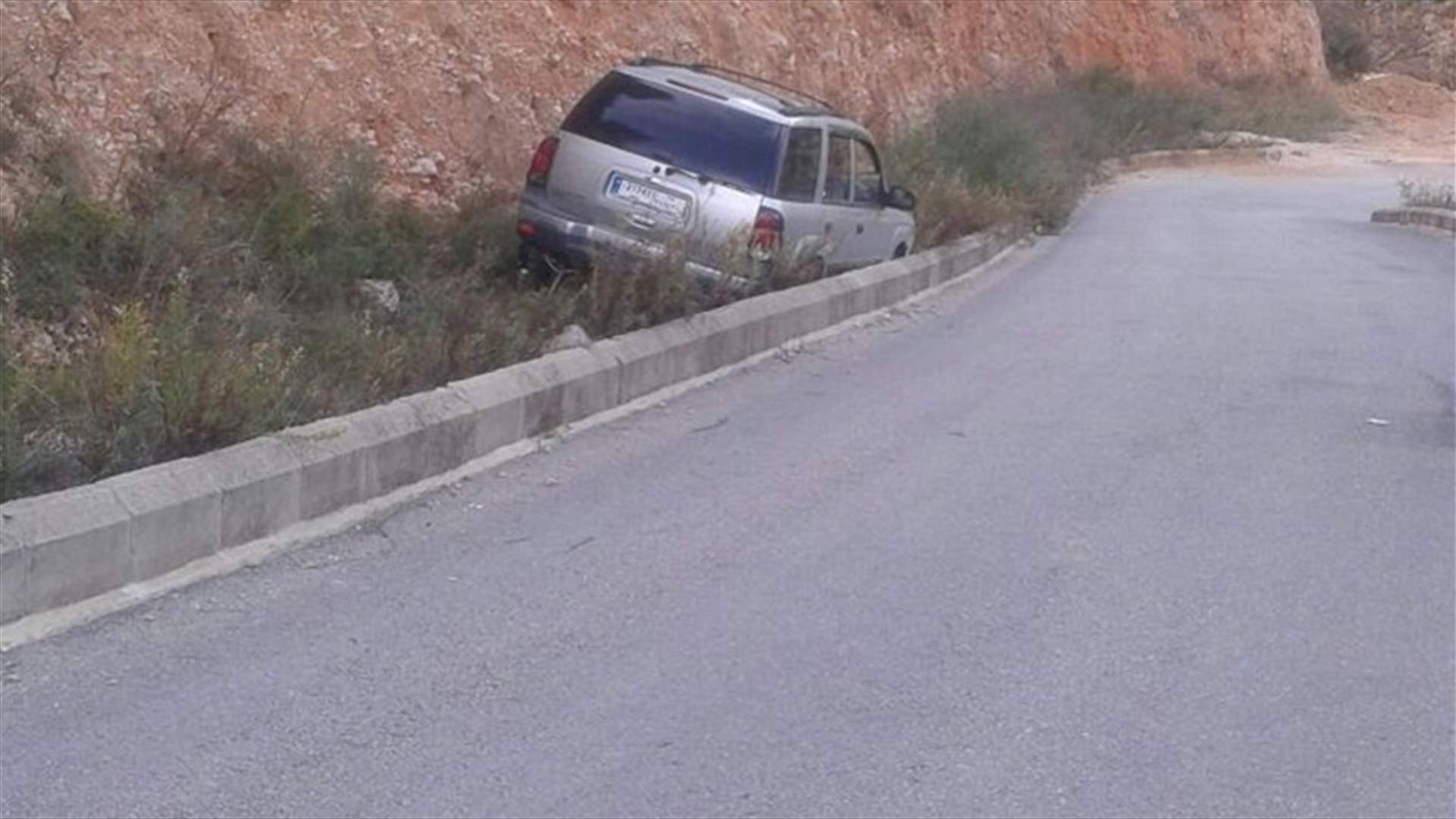 Armed man steals car and money from a woman in Akkar’s Beino