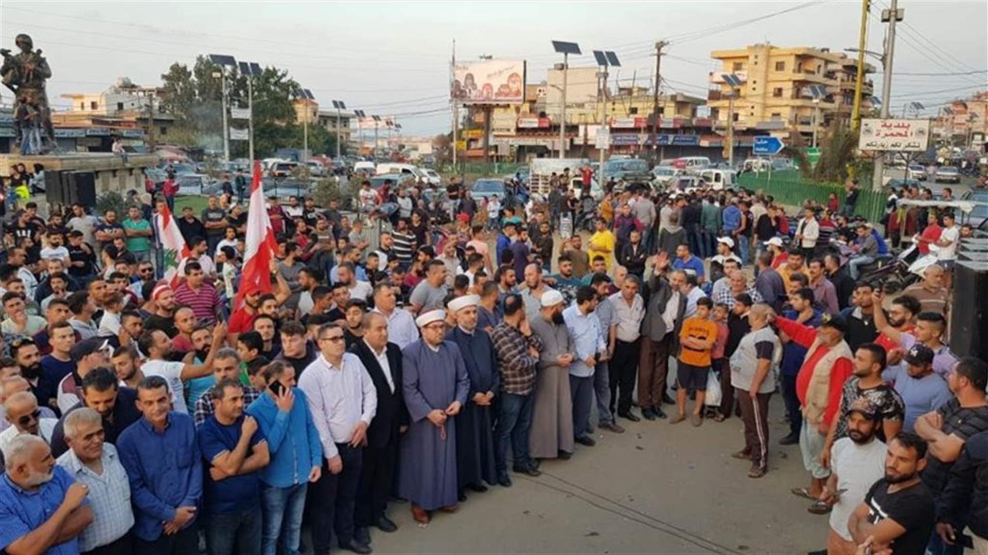 Protesters gather in Abdeh, say determined to stay