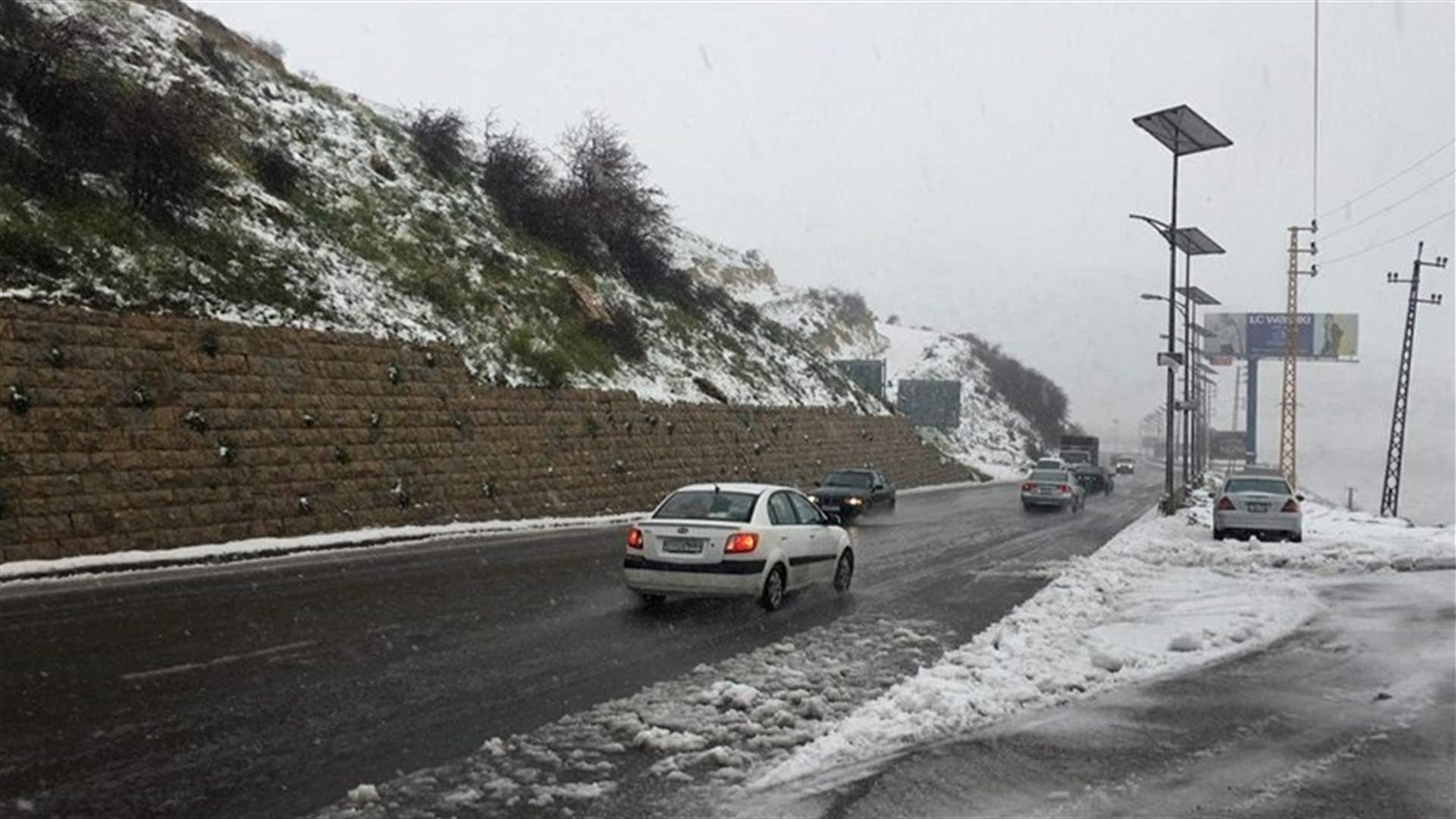 Snow closes several roads across Lebanon