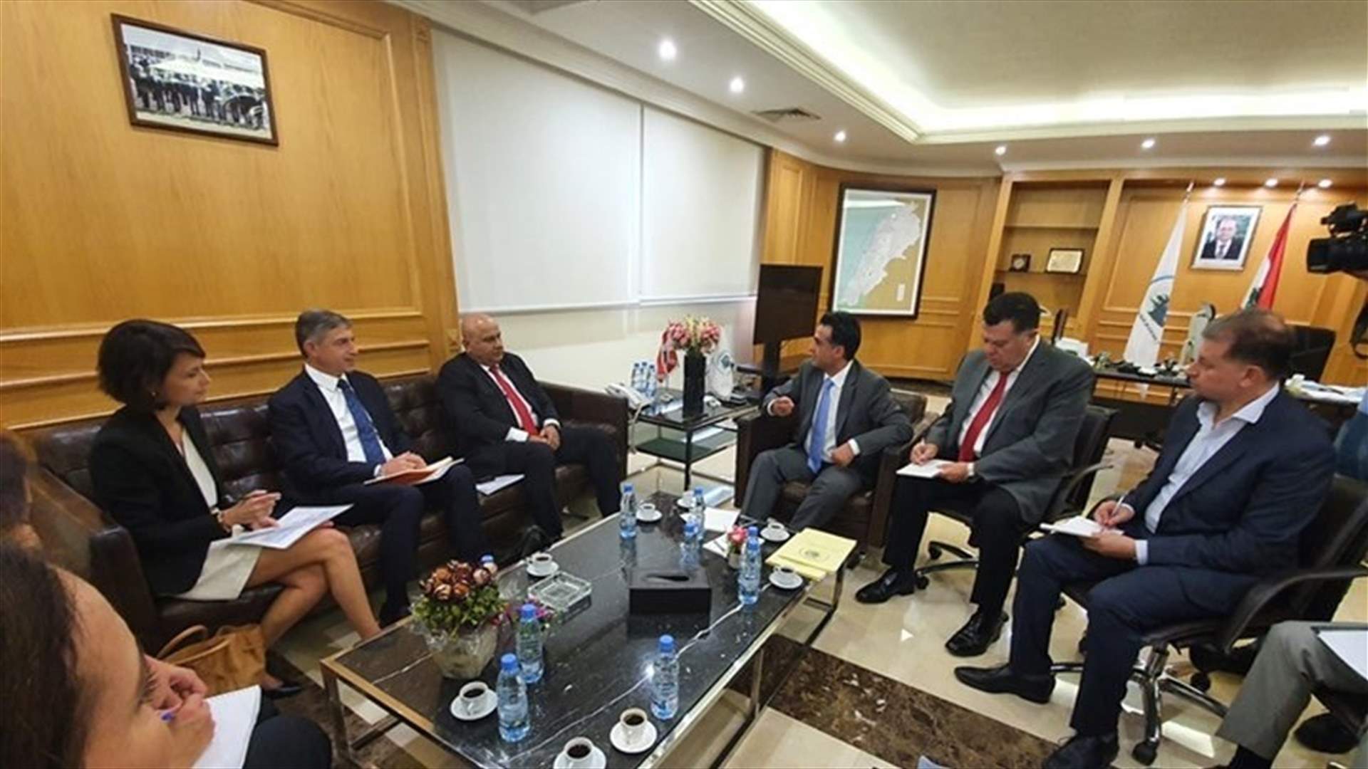 Hamieh discusses with World Bank delegation reconstruction of port, public transport and roads project