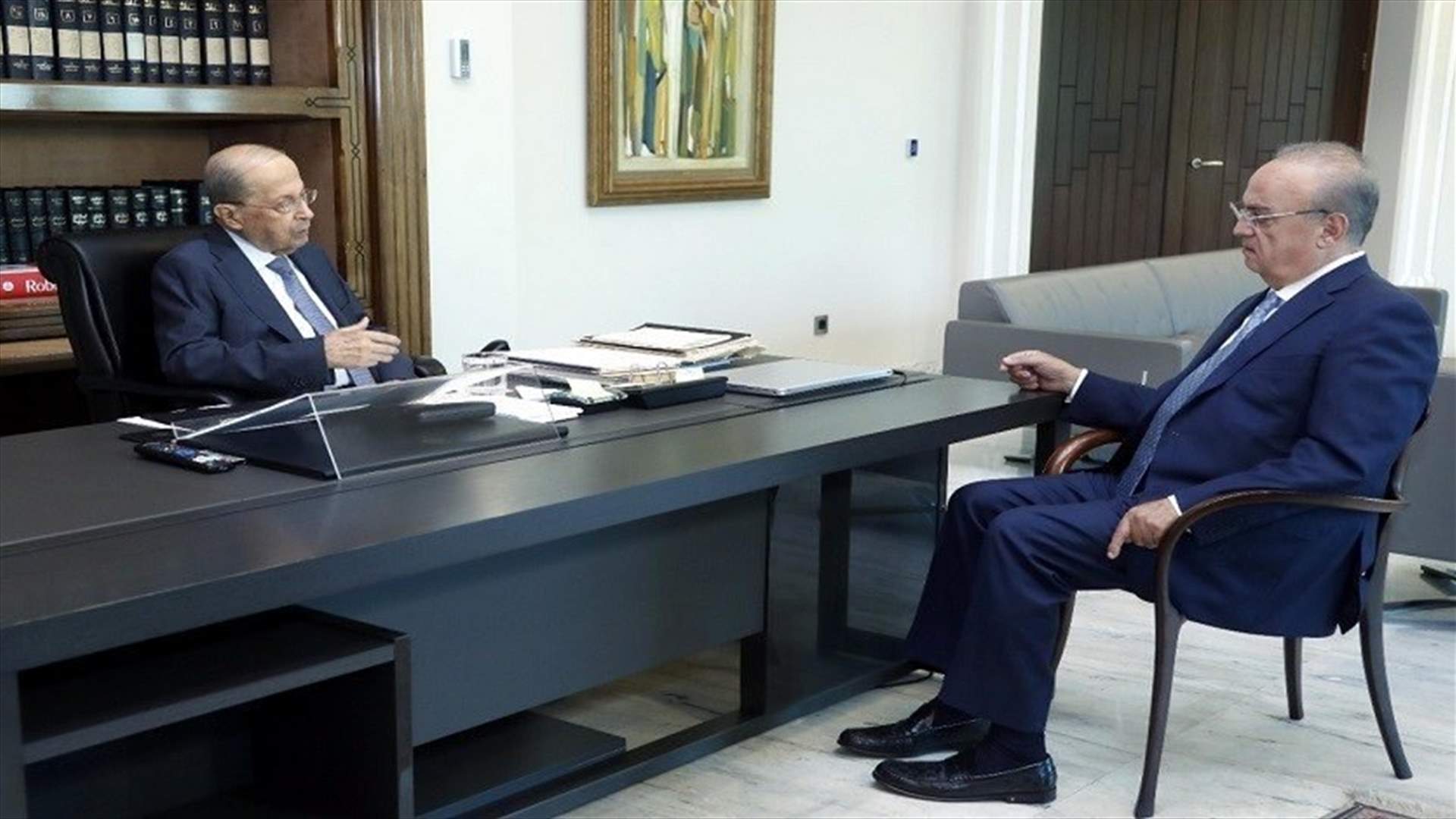 Wahhab discusses social, health affairs with President Aoun