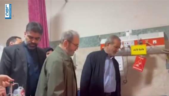 Pezeshkian visits in Iran injured people by pager explosions in Lebanon