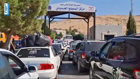 Traffic of displaced people heading to Syria at Masnaa Border Crossing